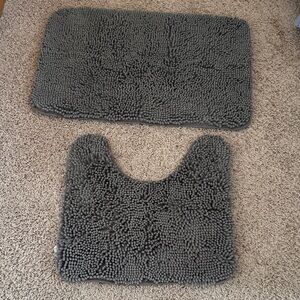Gray Bath Mat Set